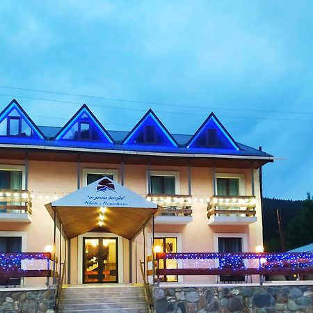 Hotel White Mountains • Თეთრი Მთები Mestia Ngoại thất bức ảnh