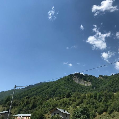 Hotel White Mountains • Თეთრი Მთები Mestia Ngoại thất bức ảnh