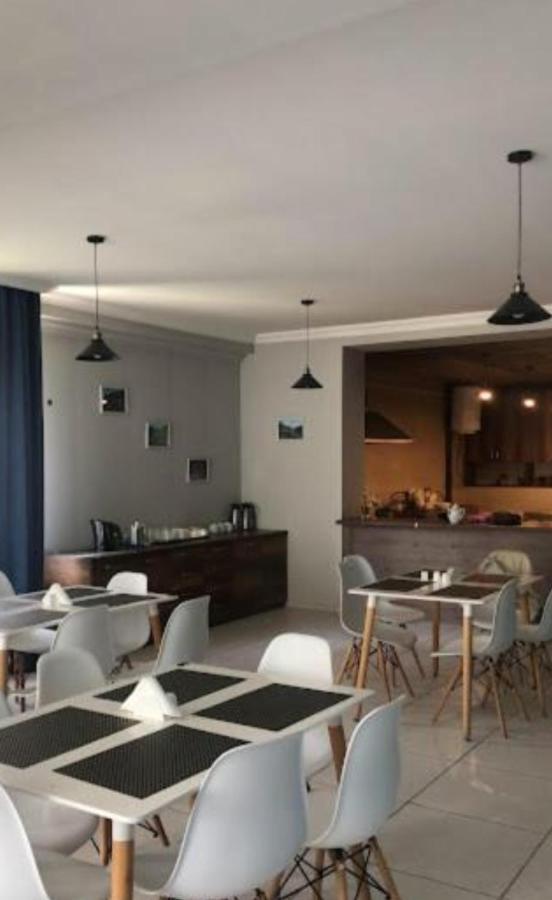 Hotel White Mountains • Თეთრი Მთები Mestia Ngoại thất bức ảnh